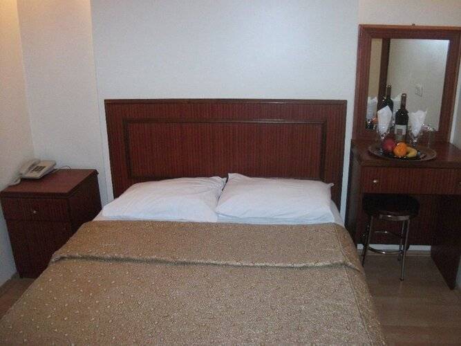 Emos Hotel