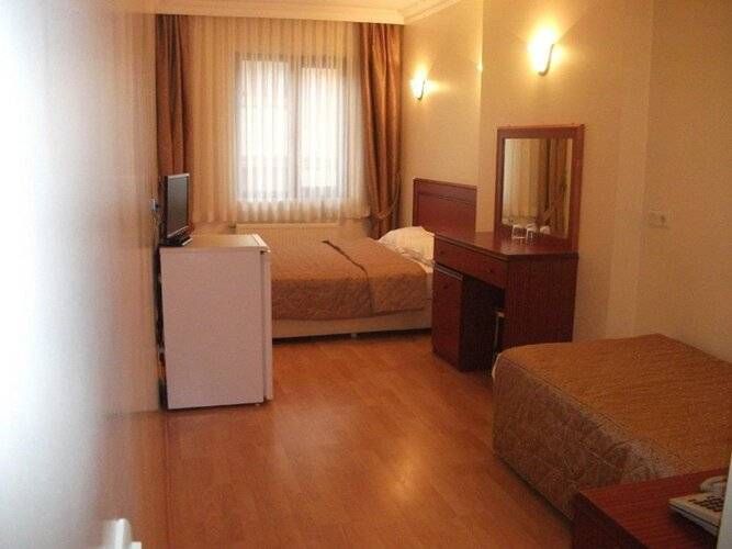 Emos Hotel