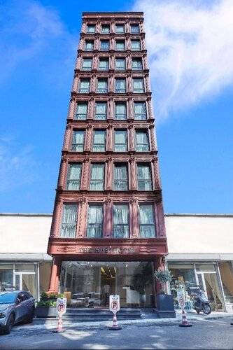 The Hubi Hotel