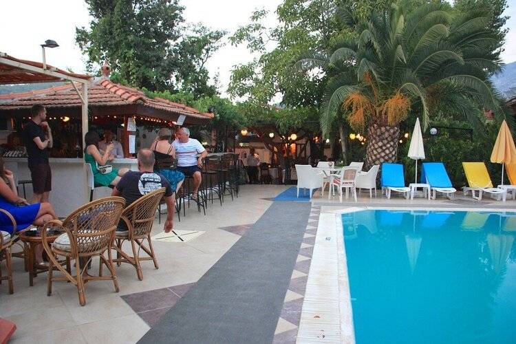 Yakamoz Hotel