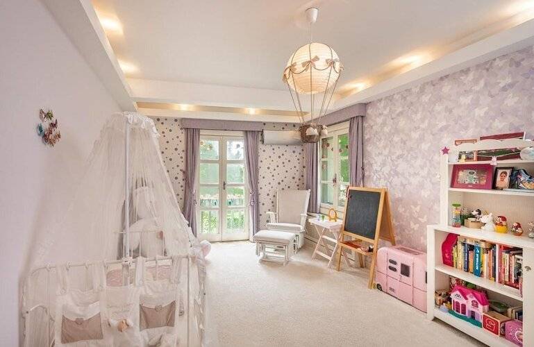Enchanting 22 000m2 Property And Elegant 5 Bedroom Manor