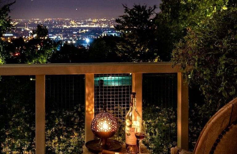 Enchanting 22 000m2 Property And Elegant 5 Bedroom Manor