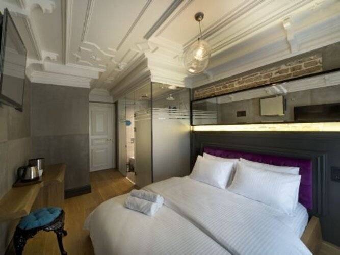 Taksim Avenue Hotel