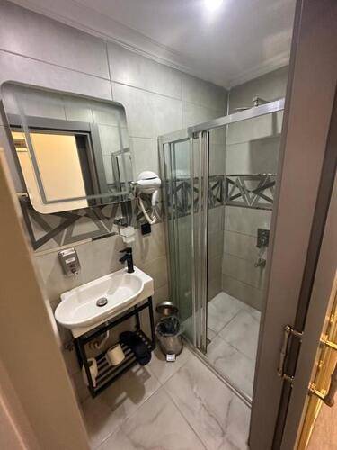 Taksim Larissa Hotel