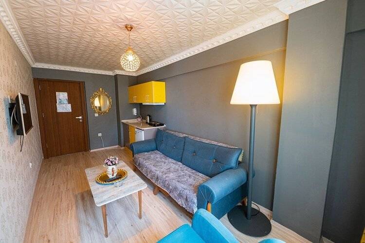 Evin Suit Hotel