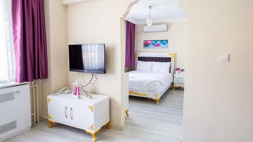 Evin Suit Hotel