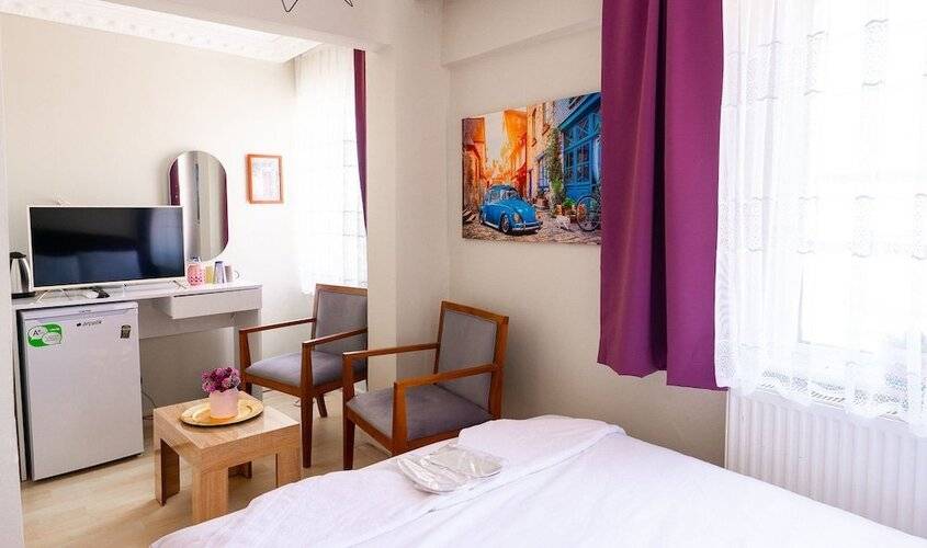 Evin Suit Hotel