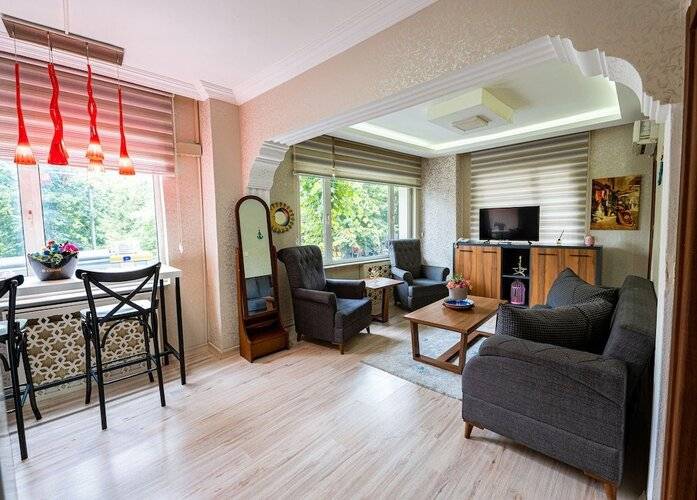 Evin Suit Hotel
