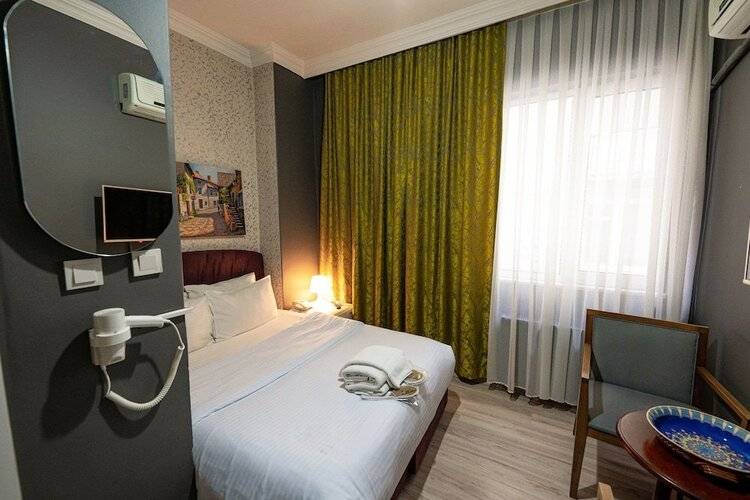 Evin Suit Hotel