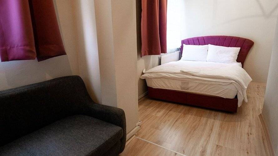 Evin Suit Hotel