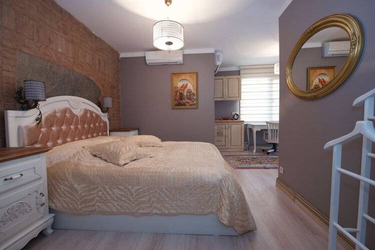 Galatolia Suites