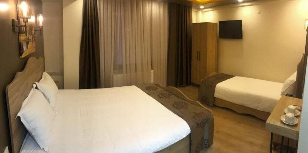 Golden Sail Hotel Old City