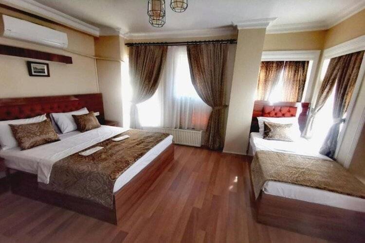 Grey House Hotel