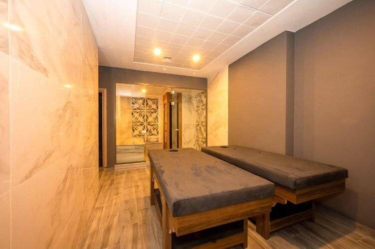 King City Hotel Spa