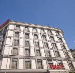 $item['hotel']['name']