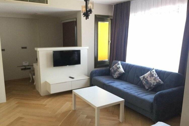 Leader Mansion Hotel & Suite