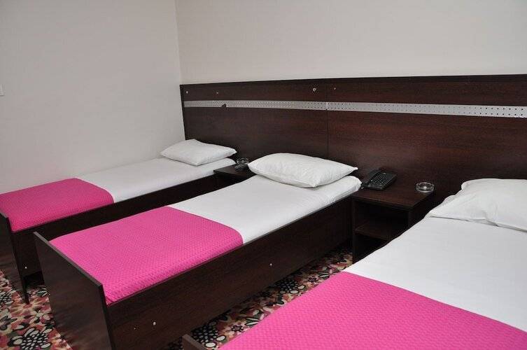 Otel Öz Yavuz