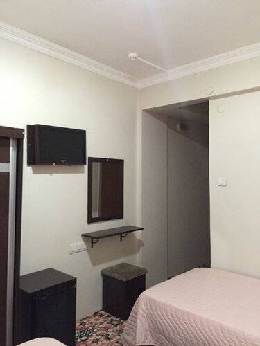 Otel Öz Yavuz