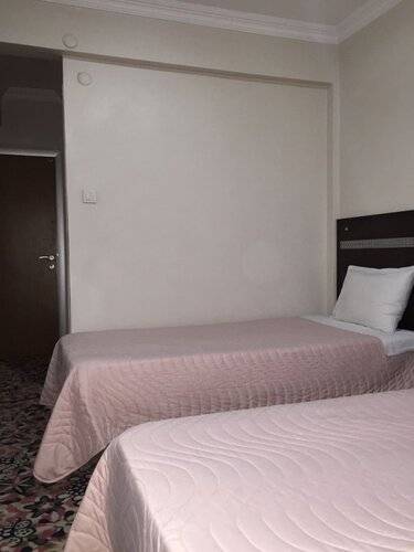 Otel Öz Yavuz