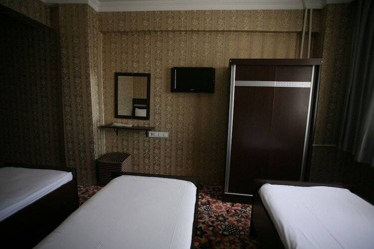 Otel Öz Yavuz