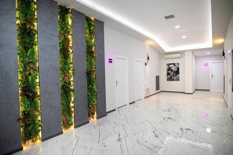 Zoom Hotel