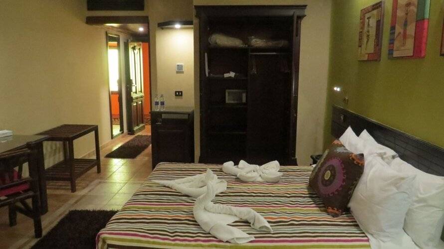 Africana Hotel & Spa