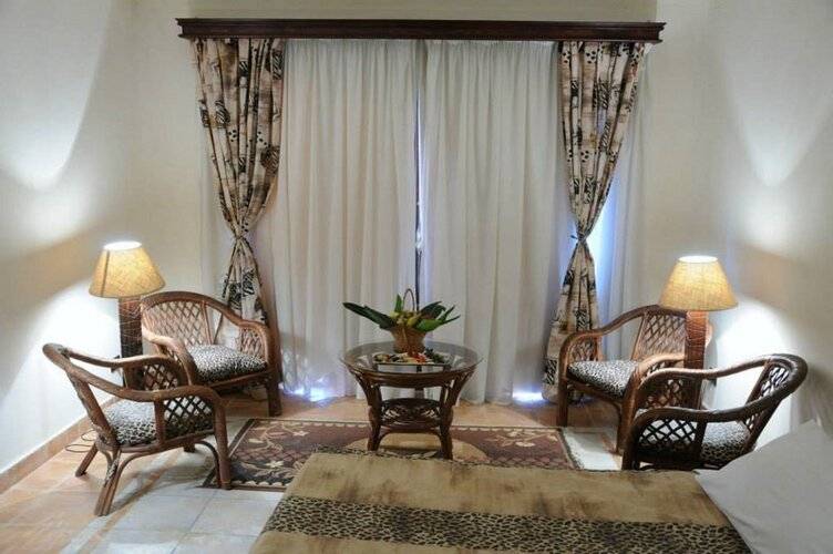 Africana Hotel & Spa