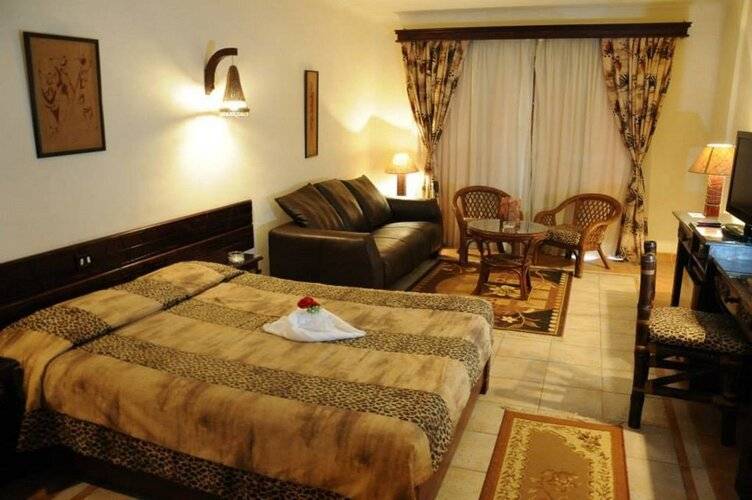 Africana Hotel & Spa