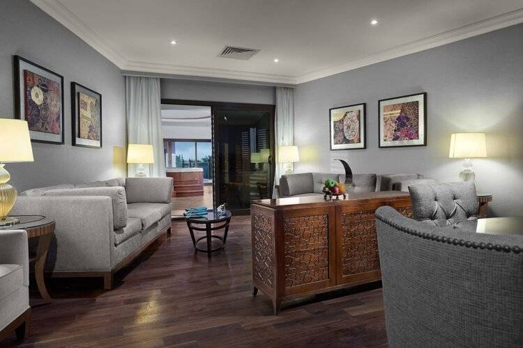 Hilton Alexandria King's Ranch