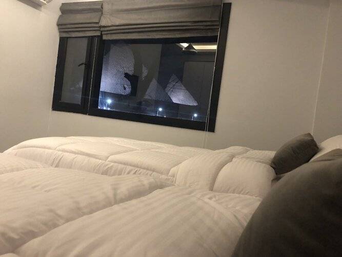 Elite Pyramids Inn