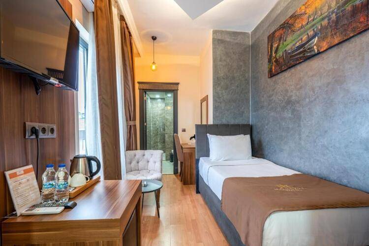 Monezza Avcılar Hotel