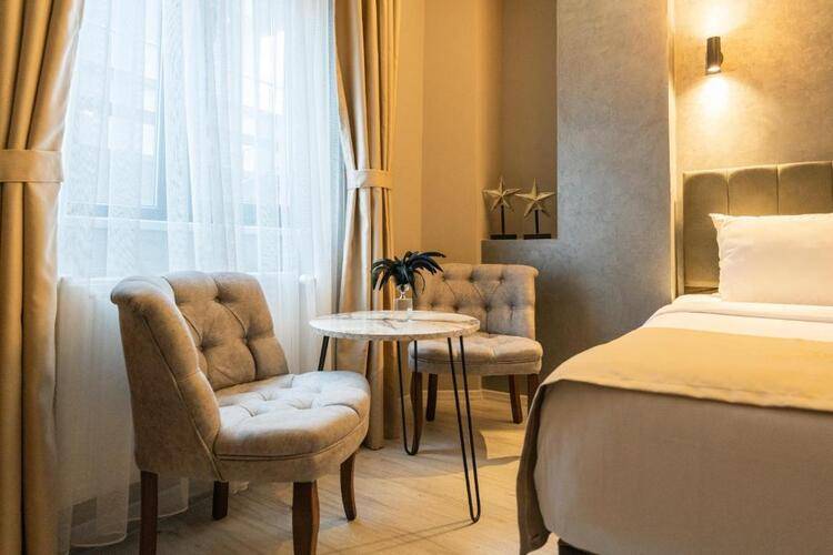 Monezza Avcılar Hotel