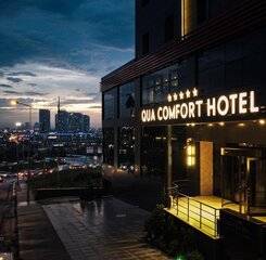 $item['hotel']['name']
