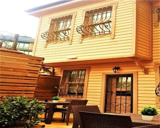 Valentine Suites Hotel