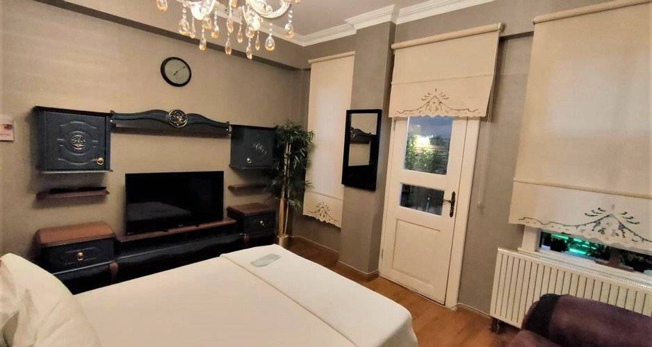 Valentine Suites Hotel