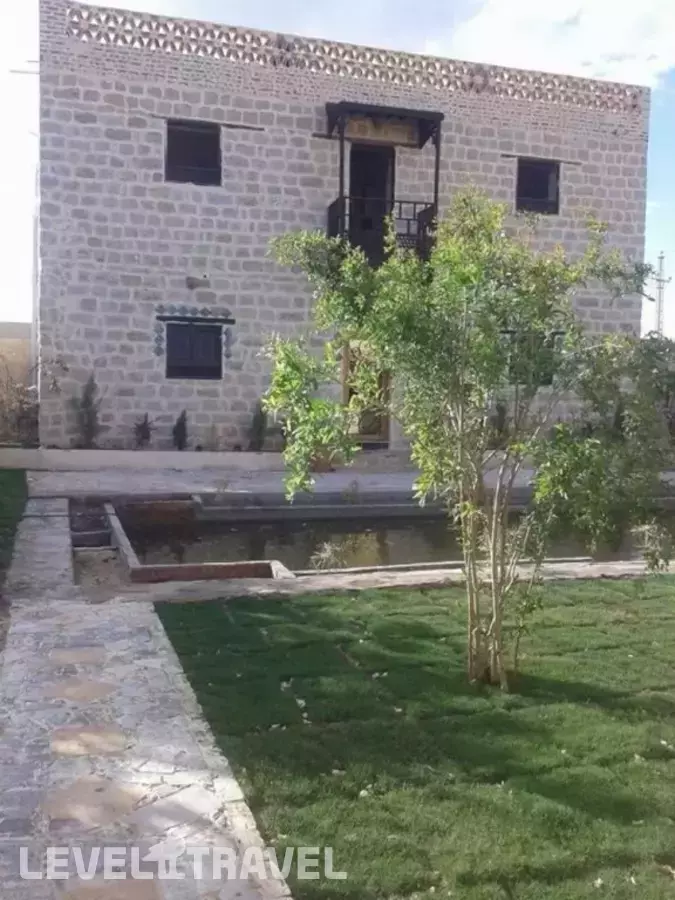Zad Elmosafer Guest House