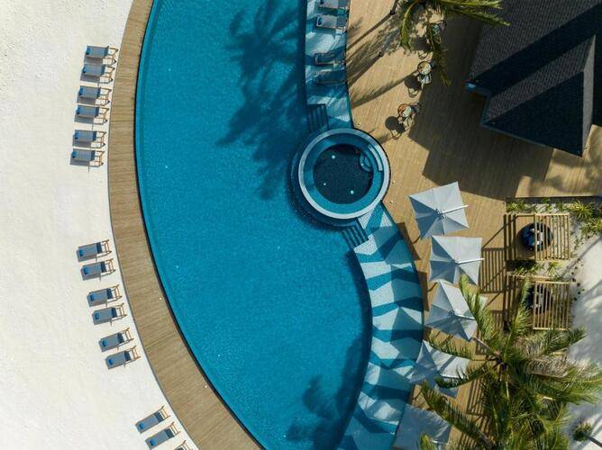 Avani+ Fares Maldives Resort