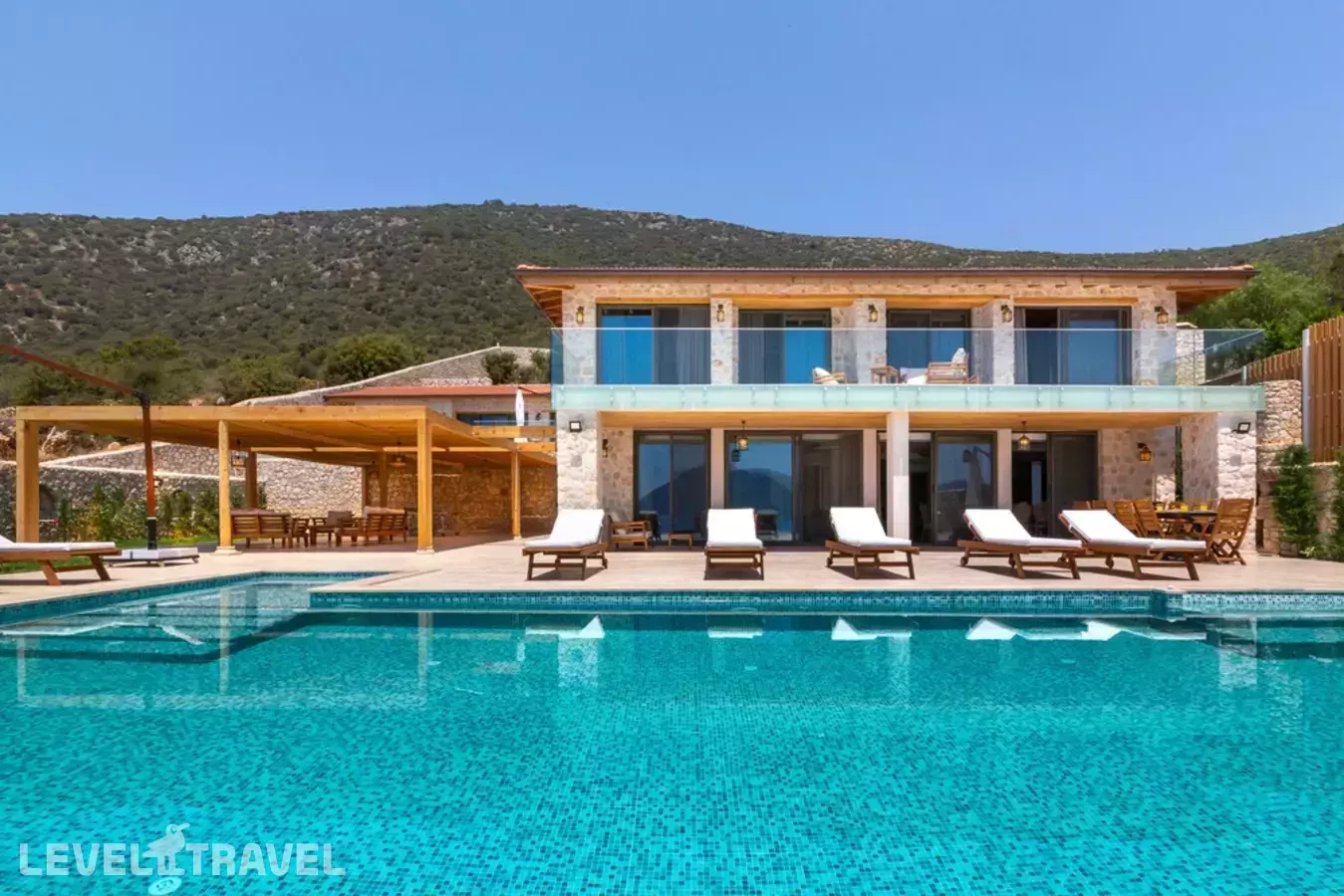 Villa Escape 1507