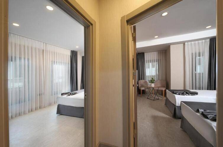 Imagine Hotel