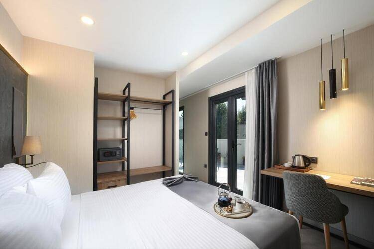 Imagine Hotel