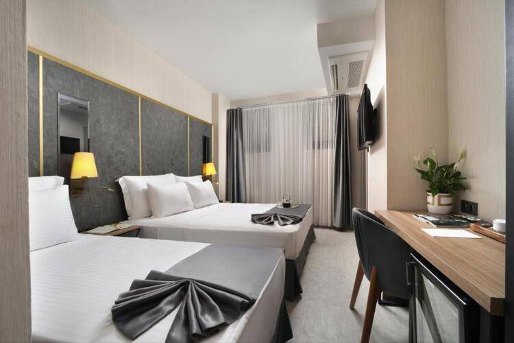 Imagine Hotel