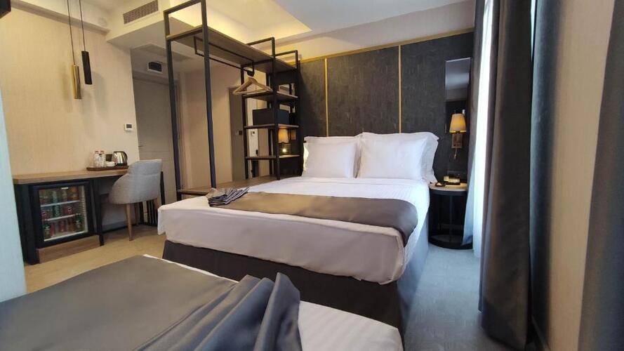Imagine Hotel