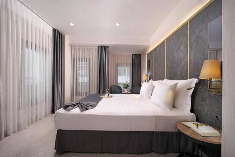 Imagine Hotel
