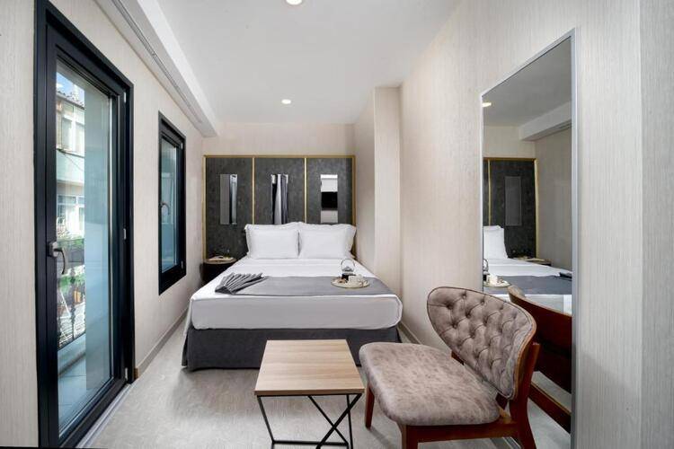 Imagine Hotel