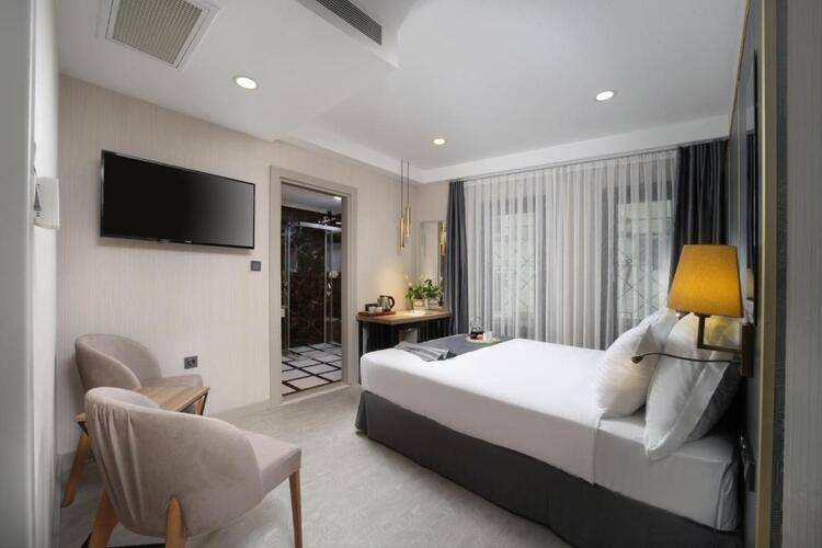 Imagine Hotel