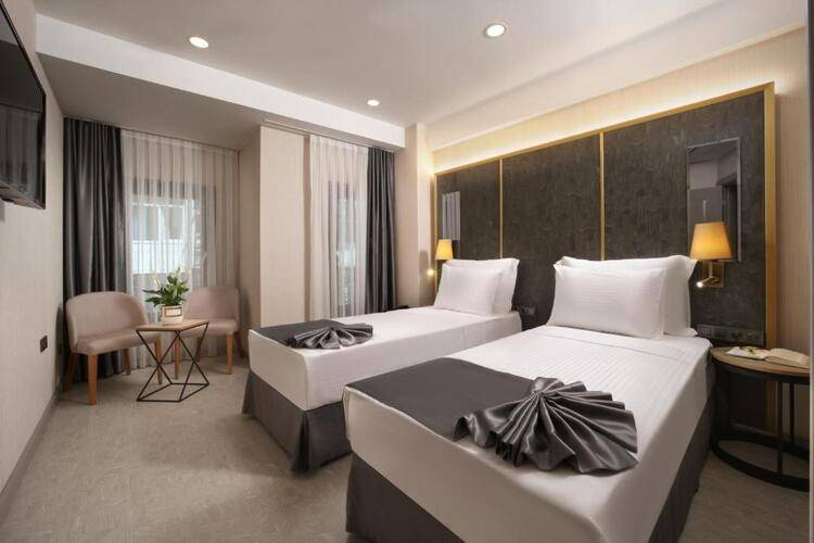 Imagine Hotel