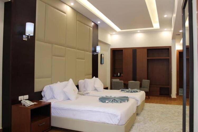 Royal Jewel Al Raml Hotel