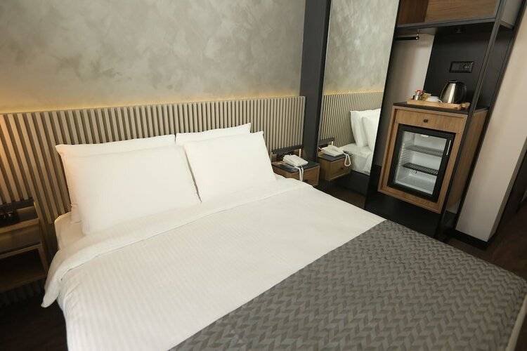 Moja City Hotel