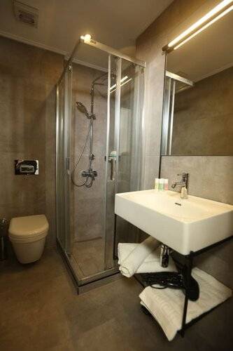 Moja City Hotel