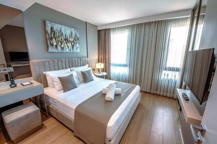 Valente Suites & Hotel